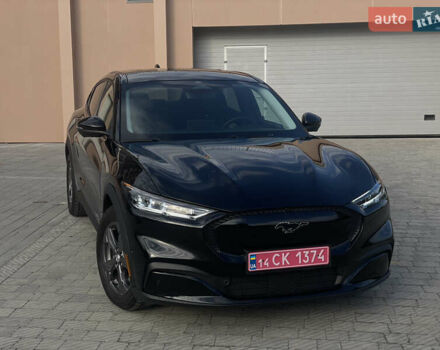 Чорний Форд Mustang Mach-E, об'ємом двигуна 0 л та пробігом 14 тис. км за 24000 $, фото 1 на Automoto.ua