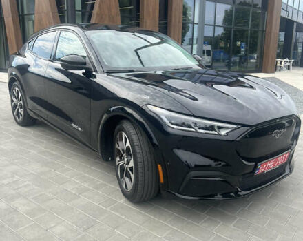 Черный Форд Mustang Mach-E, объемом двигателя 0 л и пробегом 7 тыс. км за 26650 $, фото 3 на Automoto.ua