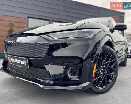 Форд Mustang Mach-E 2023 в Ровно на Automoto.ua Черный Форд Mustang Mach-E, объемом двигателя 0 л и пробегом 11 тыс. км за 36000 $, фото 3 на Automoto.ua