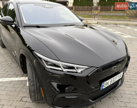 Черный Форд Mustang Mach-E, объемом двигателя 0 л и пробегом 10 тыс. км за 26999 $, фото 16 на Automoto.ua