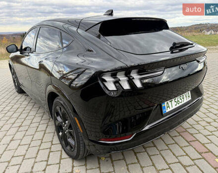 Чорний Форд Mustang Mach-E, об'ємом двигуна 0 л та пробігом 21 тис. км за 29500 $, фото 4 на Automoto.ua