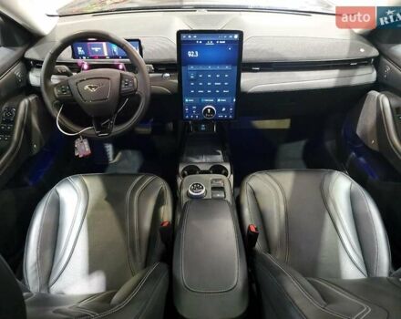 Чорний Форд Mustang Mach-E, об'ємом двигуна 0 л та пробігом 45 тис. км за 13200 $, фото 7 на Automoto.ua