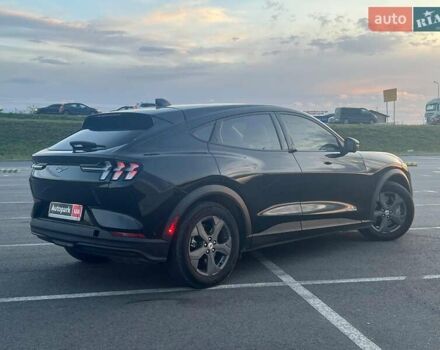 Черный Форд Mustang Mach-E, объемом двигателя 0 л и пробегом 26 тыс. км за 27590 $, фото 12 на Automoto.ua