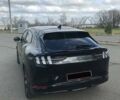 Черный Форд Mustang Mach-E, объемом двигателя 0 л и пробегом 30 тыс. км за 27999 $, фото 6 на Automoto.ua