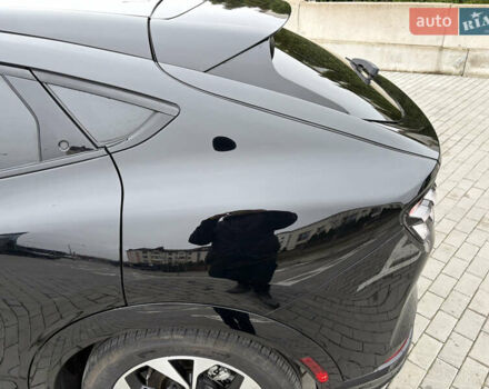 Черный Форд Mustang Mach-E, объемом двигателя 0 л и пробегом 10 тыс. км за 26999 $, фото 22 на Automoto.ua