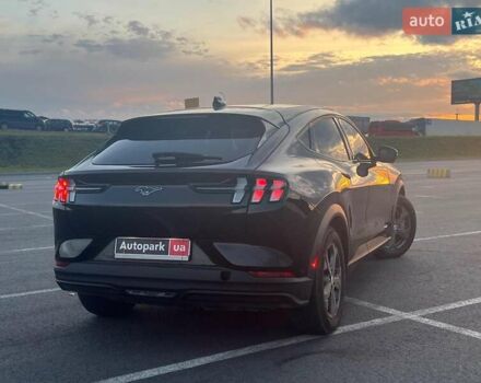 Черный Форд Mustang Mach-E, объемом двигателя 0 л и пробегом 26 тыс. км за 27590 $, фото 11 на Automoto.ua