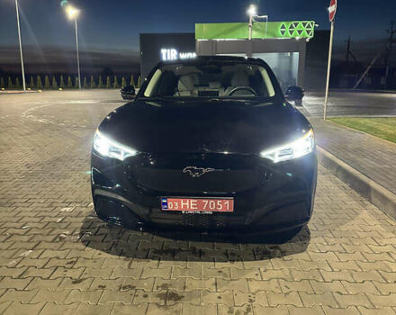 Чорний Форд Mustang Mach-E, об'ємом двигуна 0 л та пробігом 13 тис. км за 31500 $, фото 5 на Automoto.ua