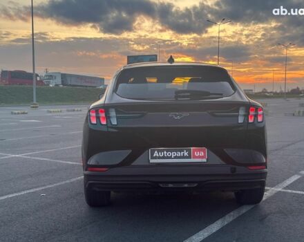 Черный Форд Mustang Mach-E, объемом двигателя 0 л и пробегом 26 тыс. км за 27590 $, фото 10 на Automoto.ua