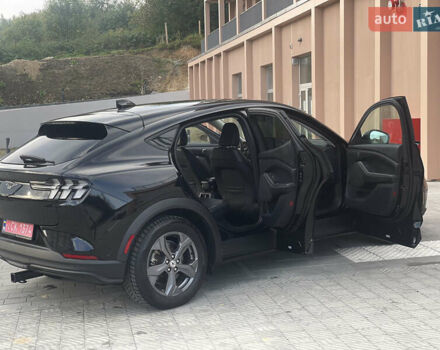 Чорний Форд Mustang Mach-E, об'ємом двигуна 0 л та пробігом 14 тис. км за 24000 $, фото 30 на Automoto.ua