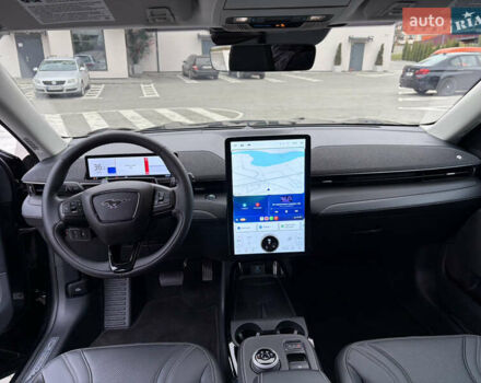 Черный Форд Mustang Mach-E, объемом двигателя 0 л и пробегом 10 тыс. км за 26999 $, фото 32 на Automoto.ua