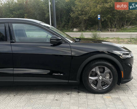 Чорний Форд Mustang Mach-E, об'ємом двигуна 0 л та пробігом 14 тис. км за 24000 $, фото 31 на Automoto.ua