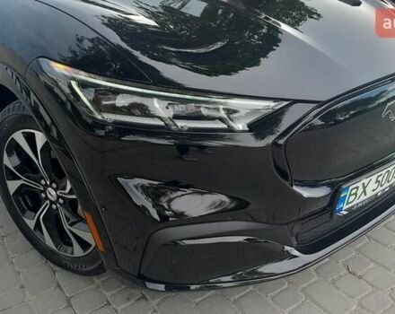 Чорний Форд Mustang Mach-E, об'ємом двигуна 0 л та пробігом 27 тис. км за 26900 $, фото 2 на Automoto.ua
