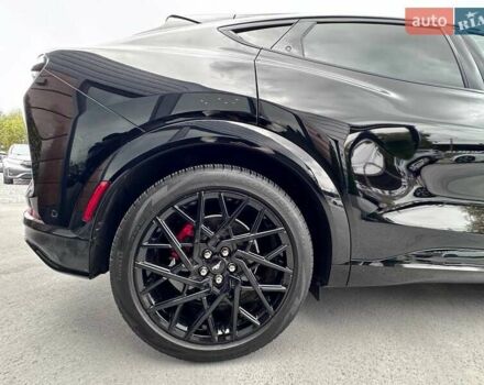 Форд Mustang Mach-E 2023 в Ровно на Automoto.ua Черный Форд Mustang Mach-E, объемом двигателя 0 л и пробегом 11 тыс. км за 36000 $, фото 73 на Automoto.ua
