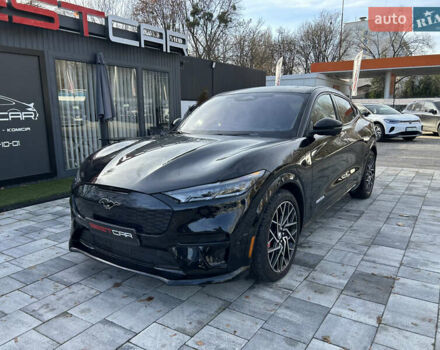 Черный Форд Mustang Mach-E, объемом двигателя 0 л и пробегом 15 тыс. км за 37000 $, фото 3 на Automoto.ua