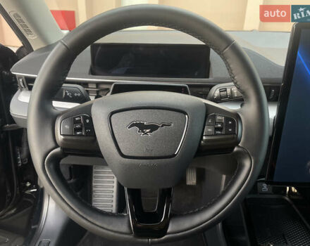 Чорний Форд Mustang Mach-E, об'ємом двигуна 0 л та пробігом 14 тис. км за 24000 $, фото 41 на Automoto.ua