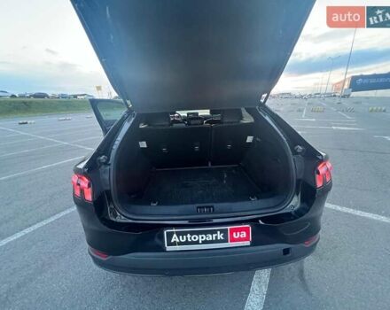 Черный Форд Mustang Mach-E, объемом двигателя 0 л и пробегом 26 тыс. км за 27590 $, фото 35 на Automoto.ua