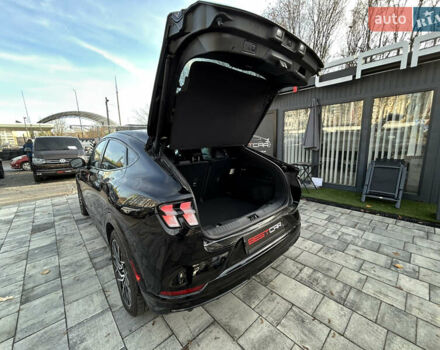 Черный Форд Mustang Mach-E, объемом двигателя 0 л и пробегом 15 тыс. км за 37000 $, фото 31 на Automoto.ua