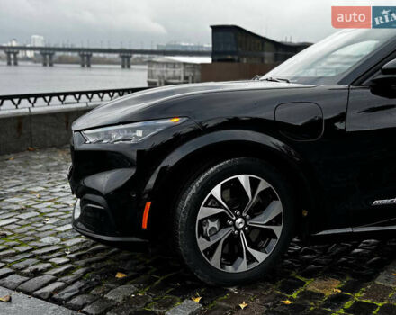 Черный Форд Mustang Mach-E, объемом двигателя 0 л и пробегом 26 тыс. км за 29900 $, фото 16 на Automoto.ua