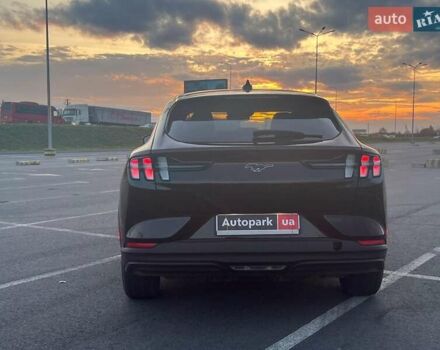 Черный Форд Mustang Mach-E, объемом двигателя 0 л и пробегом 26 тыс. км за 27590 $, фото 10 на Automoto.ua