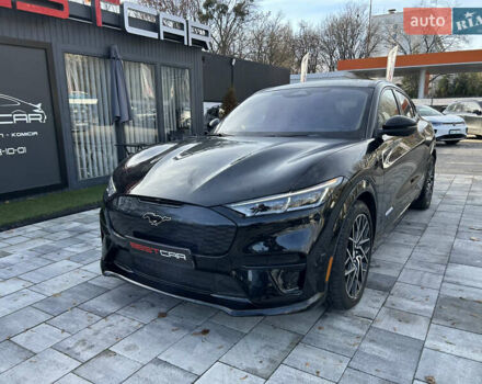 Черный Форд Mustang Mach-E, объемом двигателя 0 л и пробегом 15 тыс. км за 37000 $, фото 4 на Automoto.ua
