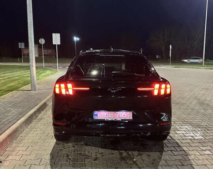 Чорний Форд Mustang Mach-E, об'ємом двигуна 0 л та пробігом 13 тис. км за 31500 $, фото 6 на Automoto.ua