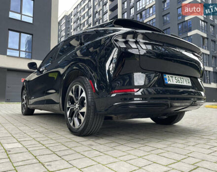 Черный Форд Mustang Mach-E, объемом двигателя 0 л и пробегом 17 тыс. км за 29999 $, фото 12 на Automoto.ua