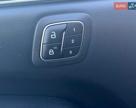 Черный Форд Mustang Mach-E, объемом двигателя 0 л и пробегом 26 тыс. км за 27590 $, фото 19 на Automoto.ua