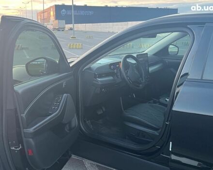 Черный Форд Mustang Mach-E, объемом двигателя 0 л и пробегом 26 тыс. км за 27590 $, фото 21 на Automoto.ua