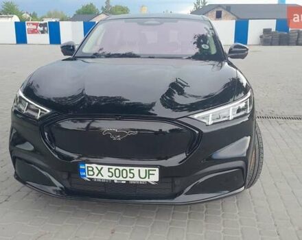 Чорний Форд Mustang Mach-E, об'ємом двигуна 0 л та пробігом 27 тис. км за 26900 $, фото 3 на Automoto.ua