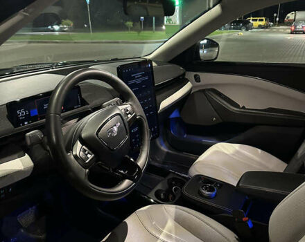 Чорний Форд Mustang Mach-E, об'ємом двигуна 0 л та пробігом 13 тис. км за 31500 $, фото 11 на Automoto.ua