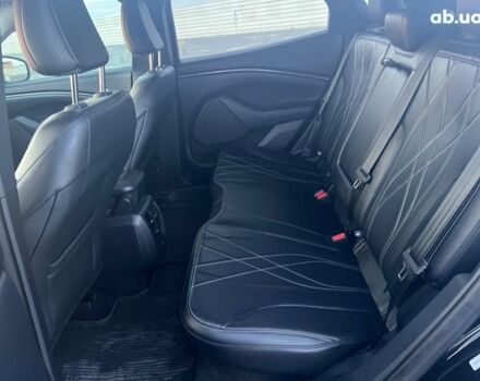 Черный Форд Mustang Mach-E, объемом двигателя 0 л и пробегом 26 тыс. км за 27590 $, фото 32 на Automoto.ua