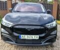 Черный Форд Mustang Mach-E, объемом двигателя 0 л и пробегом 13 тыс. км за 26500 $, фото 2 на Automoto.ua