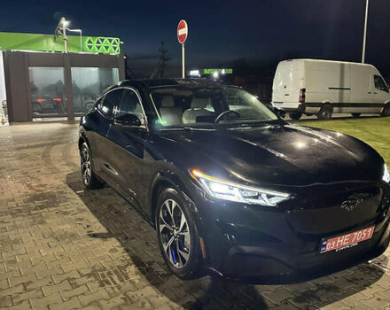 Чорний Форд Mustang Mach-E, об'ємом двигуна 0 л та пробігом 13 тис. км за 31500 $, фото 10 на Automoto.ua