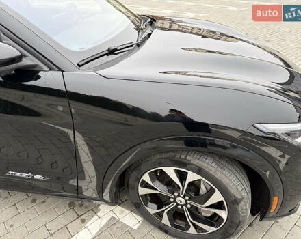 Черный Форд Mustang Mach-E, объемом двигателя 0 л и пробегом 10 тыс. км за 26999 $, фото 17 на Automoto.ua