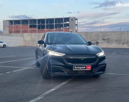 Черный Форд Mustang Mach-E, объемом двигателя 0 л и пробегом 26 тыс. км за 27590 $, фото 16 на Automoto.ua