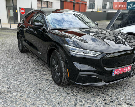 Черный Форд Mustang Mach-E, объемом двигателя 0 л и пробегом 15 тыс. км за 29999 $, фото 7 на Automoto.ua