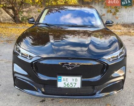 Чорний Форд Mustang Mach-E, об'ємом двигуна 0 л та пробігом 6 тис. км за 32500 $, фото 5 на Automoto.ua
