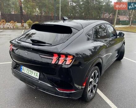 Черный Форд Mustang Mach-E, объемом двигателя 0 л и пробегом 22 тыс. км за 26999 $, фото 4 на Automoto.ua