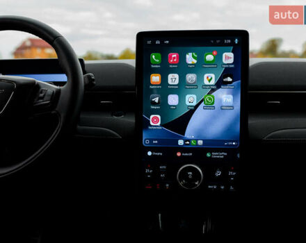 Чорний Форд Mustang Mach-E, об'ємом двигуна 0 л та пробігом 29 тис. км за 28000 $, фото 8 на Automoto.ua