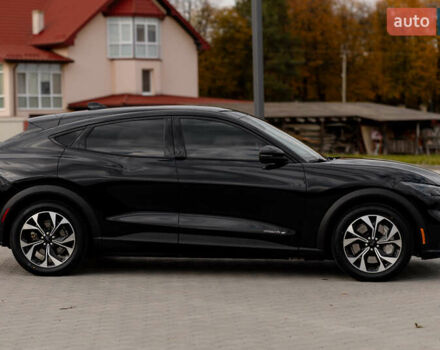 Чорний Форд Mustang Mach-E, об'ємом двигуна 0 л та пробігом 29 тис. км за 28000 $, фото 3 на Automoto.ua