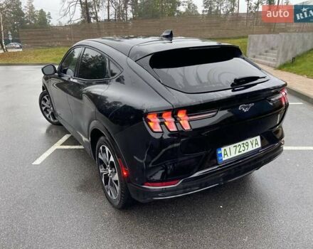 Черный Форд Mustang Mach-E, объемом двигателя 0 л и пробегом 22 тыс. км за 26999 $, фото 6 на Automoto.ua
