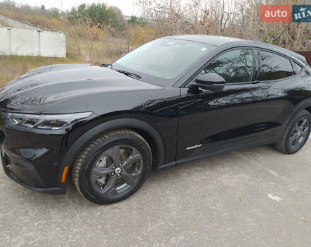 Черный Форд Mustang Mach-E, объемом двигателя 0 л и пробегом 3 тыс. км за 29900 $, фото 5 на Automoto.ua