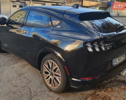 Чорний Форд Mustang Mach-E, об'ємом двигуна 0 л та пробігом 6 тис. км за 32500 $, фото 2 на Automoto.ua