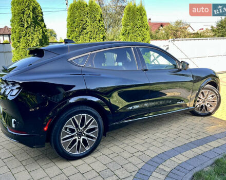 Черный Форд Mustang Mach-E, объемом двигателя 0 л и пробегом 24 тыс. км за 29900 $, фото 27 на Automoto.ua