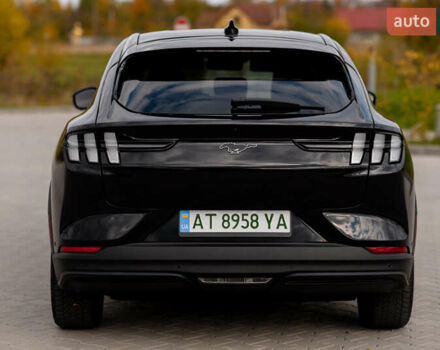 Чорний Форд Mustang Mach-E, об'ємом двигуна 0 л та пробігом 29 тис. км за 28000 $, фото 4 на Automoto.ua