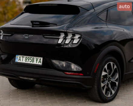 Чорний Форд Mustang Mach-E, об'ємом двигуна 0 л та пробігом 29 тис. км за 28000 $, фото 6 на Automoto.ua