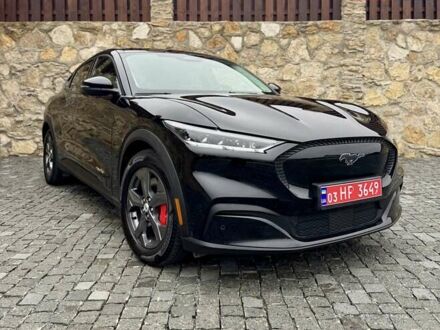 Черный Форд Mustang Mach-E, объемом двигателя 0 л и пробегом 171 тыс. км за 22700 $, фото 1 на Automoto.ua