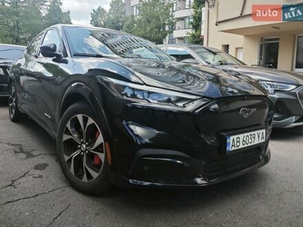 Чорний Форд Mustang Mach-E, об'ємом двигуна 0 л та пробігом 57 тис. км за 25500 $, фото 1 на Automoto.ua