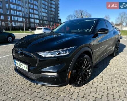 Черный Форд Mustang Mach-E, объемом двигателя 0 л и пробегом 127 тыс. км за 22500 $, фото 1 на Automoto.ua