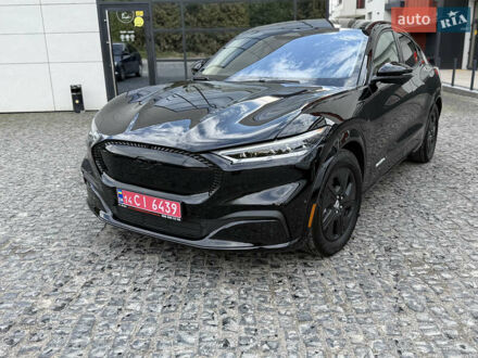 Черный Форд Mustang Mach-E, объемом двигателя 0 л и пробегом 15 тыс. км за 29999 $, фото 1 на Automoto.ua